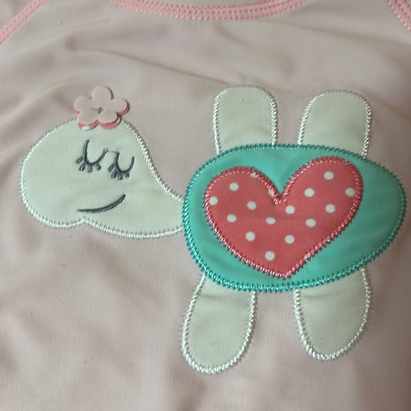 12M swimsuit and rash guard - Picture 3 of 8